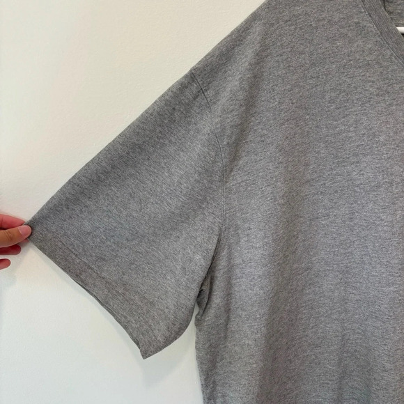 Duluth Trading Co 2XL Grey Cotton Short Sleeve Classic T Shirt V Neck Casual - Picture 2 of 6